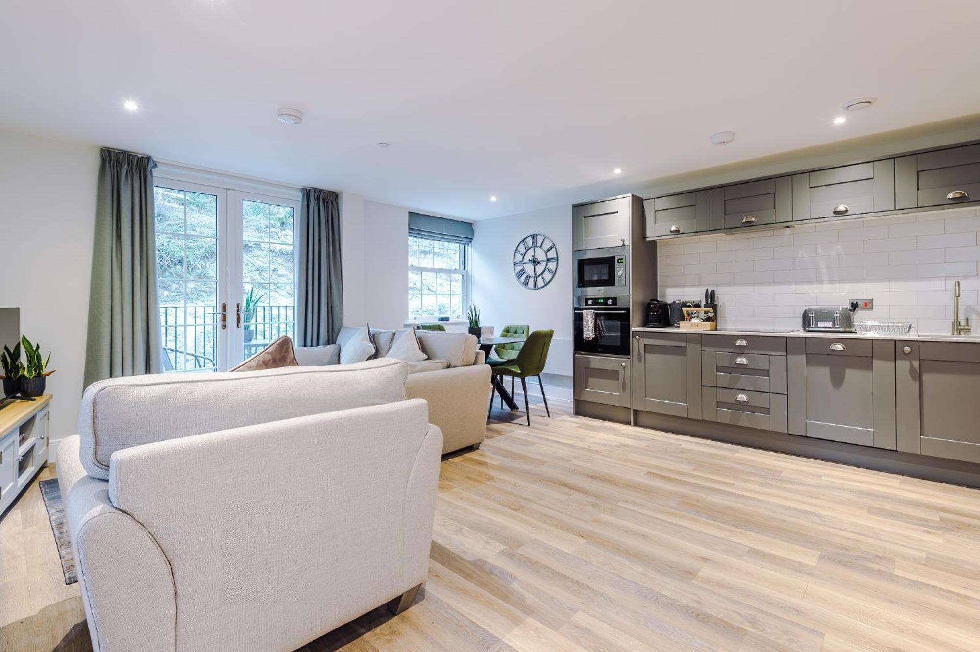 Rock Mill Apartment *